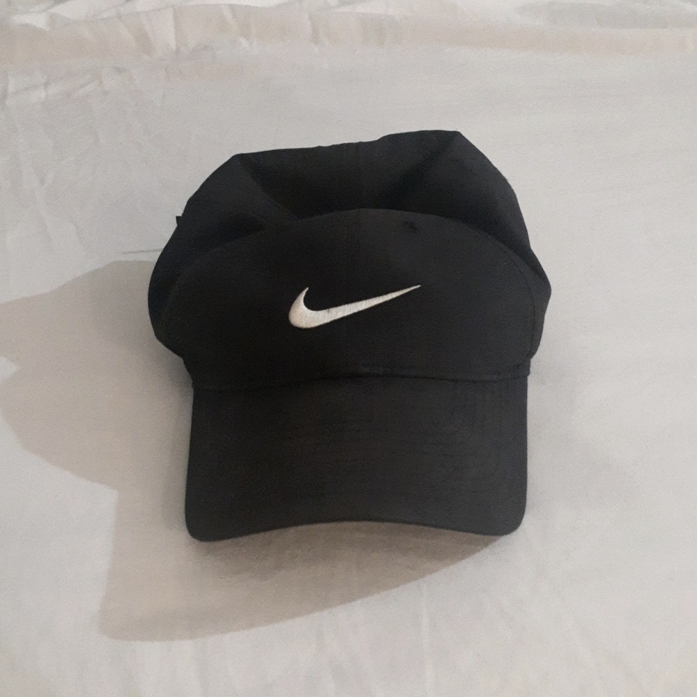 Nike golf cap